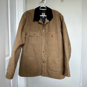 Size Large tall Carhartt Men’s button down jacket.
